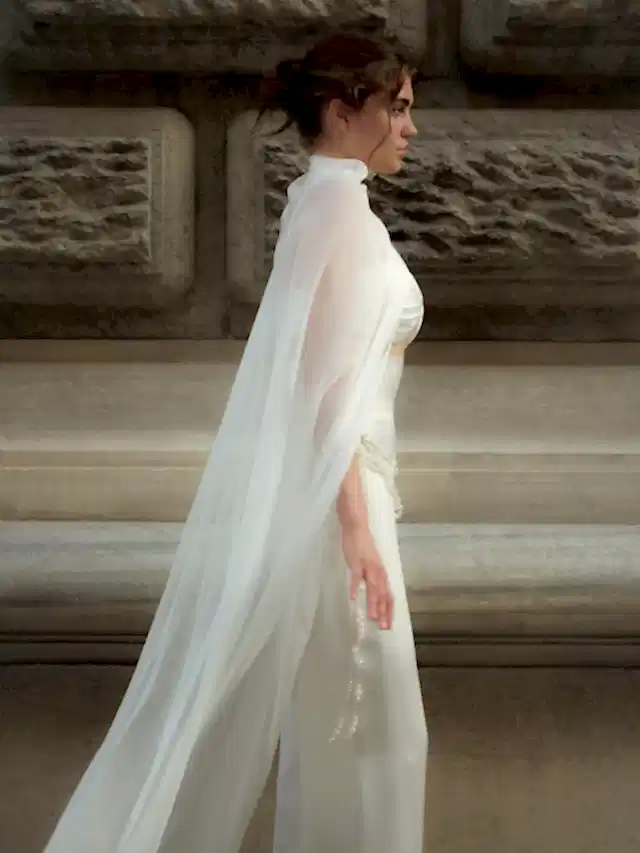 Aurea Cape